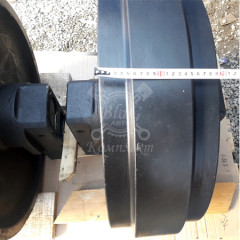 Колесо направляющее на Doosan DX420LC K1004481B DCF Ю.Корея