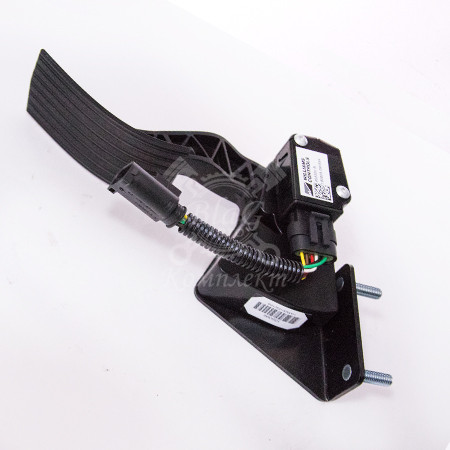 Педаль акселератора (газа) электронная Камаз Евро-4 WM542 (с датч. 134734) 135099 / 45104-1108028-90