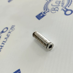 Фитинг прямой для трубок (цанга) Ф4-Ф4 металл. (50-6580-0400)