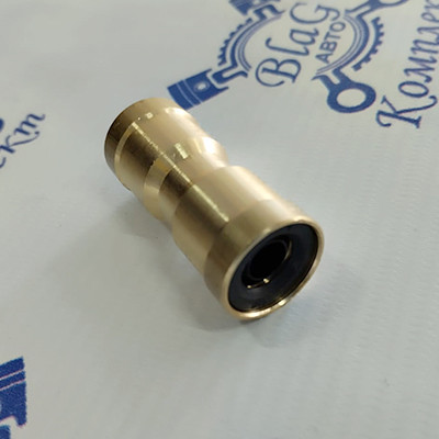 Фитинг прямой для трубок Ф12-Ф12 металл. (52-9580-120002)