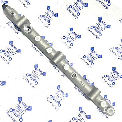 Топливная рампа MC11\MC13 (Bosch 0445226112) CNHTC 200V10311-6082