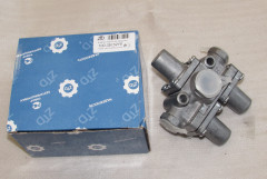 Клапан КАМАЗ, ЗИЛ, МАЗ, УРАЛ защитный тройной / 100-3515210