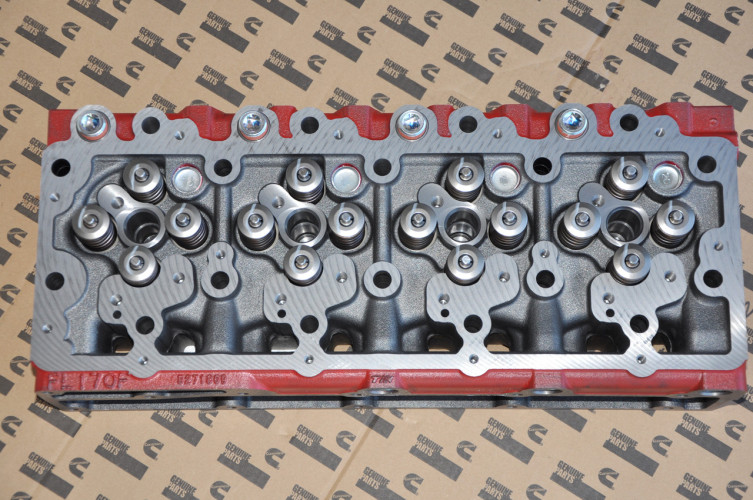 Головка блока цилиндров (ГБЦ) в сб. ВАЛДАЙ Евро-3,4 дв. Cummins ISF3.8 / 5258274, 5271866