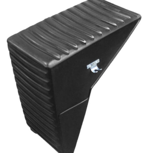 Крышка гнезда АКБ с замком ЕВРО (для двухярусных аккумуляторов) 4308-3703158 (ТК 4308-3703158)