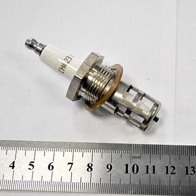 Свеча зажигания искровая на ПЖД-30 СН-423