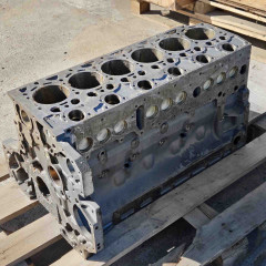 Блок цилиндров двигателя Deutz BF6M2012 (04506847) ориг.