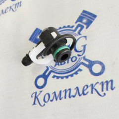 Штуцер быстросъемный топливопровода (уголок, боковой фиксатор с полукольцом) D12-ID6-90  6х8