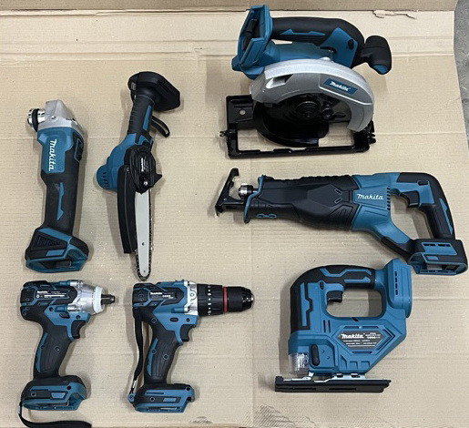 Набор аккумуляторного инструмента Makitta в кейсе (7 в 1)