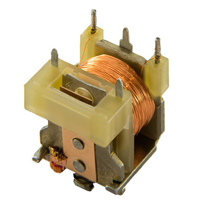 Реле переключающее 113.3.000-02  24В  ПЗ "ЭМИ"