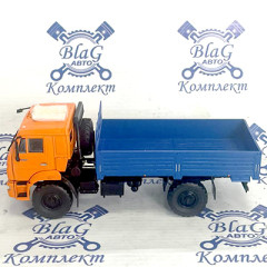 Масштабная модель КАМАЗ-43502
