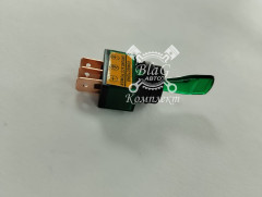 Тумблер 2-х позиц. пластмассовый 12В "ФЛАЖОК" зеленый / 09994тпп