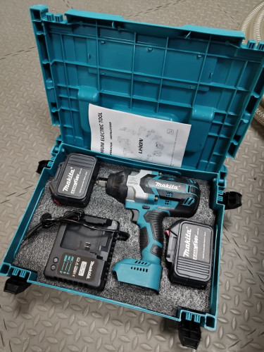 Гайковерт 3/4" (19мм.) аккумуляторный 2200об/мин. 2000Nm (2бат. заряд. устр.) Makita