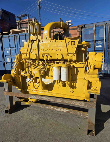Двигатель Komatsu SA6D155-4 с РПНом №2 В работе