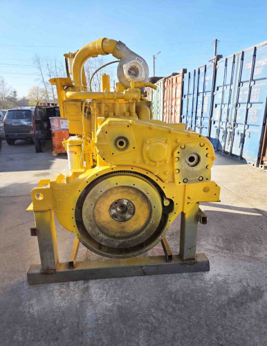 Двигатель Komatsu SA6D155-4 с РПНом №2 В работе