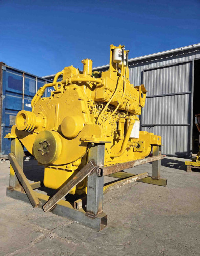 Двигатель Komatsu SA6D155-4 с РПНом №2 В работе