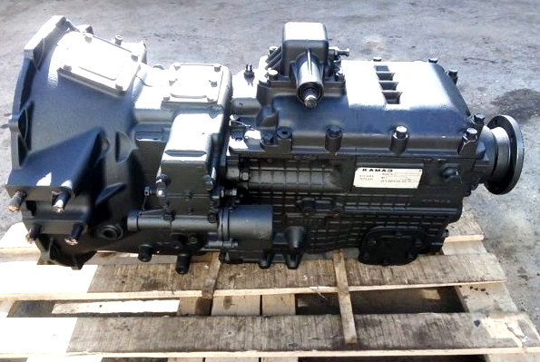 КПП-152 с делителем / ПАО Камаз 152-1700050
