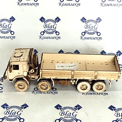 Масштабная модель КАМАЗ-6350 Бортовой  (дерево)