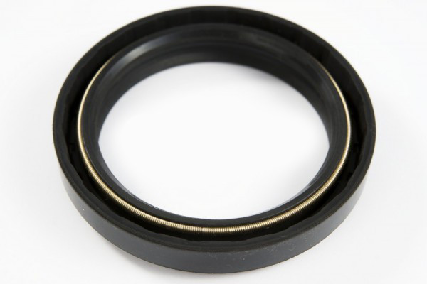 Манжета хвостовика (70х92х12х16) КАМАЗ (фтор, черная) 864180