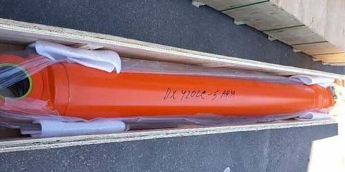 Гидроцилиндр рукоятки SOLAR420 / 440-00292