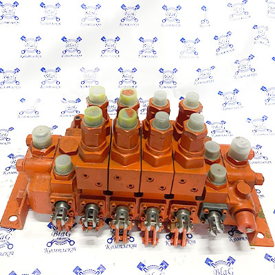 Гидрораспределитель 35930-63 на автокран KATO NK-450S