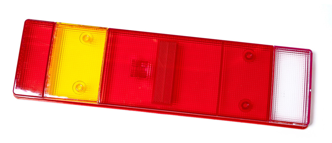 Рассеиватель заднего фонаря U0030-10 UNIVERSAL MAN (ТАС)